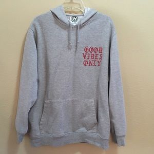 Plus size grey “GOOD VIBES ONLY” hoodie.